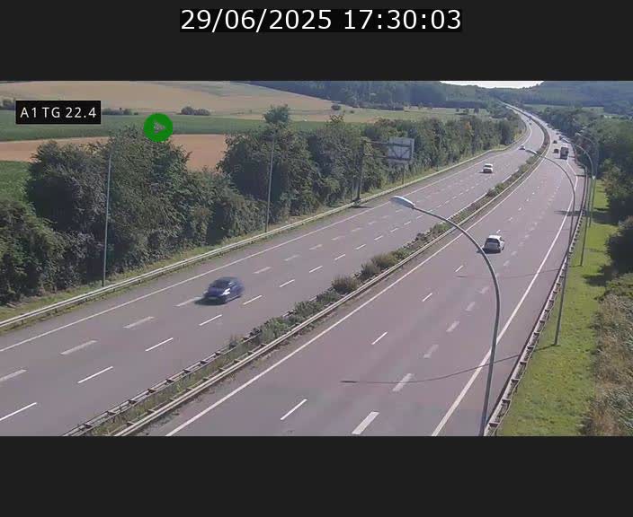 <h2>Traffic live webcam Luxembourg Flaxweiler - A1 direction Luxembourg - BK 22.4</h2>