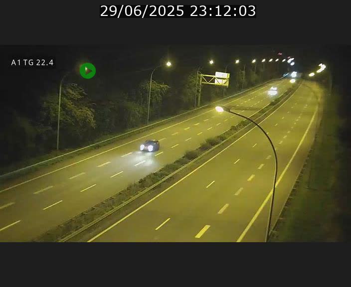 <h2>Traffic live webcam Luxembourg Flaxweiler - A1 direction Luxembourg - BK 22.4</h2>