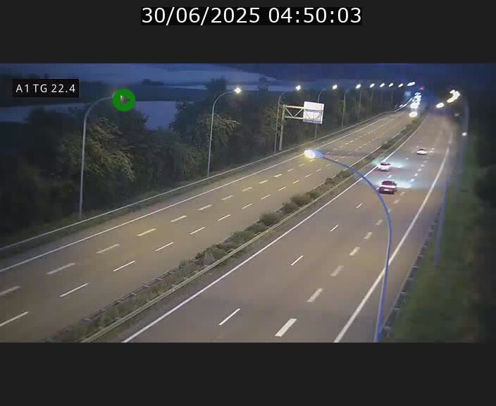 <h2>Traffic live webcam Luxembourg Flaxweiler - A1 direction Luxembourg - BK 22.4</h2>