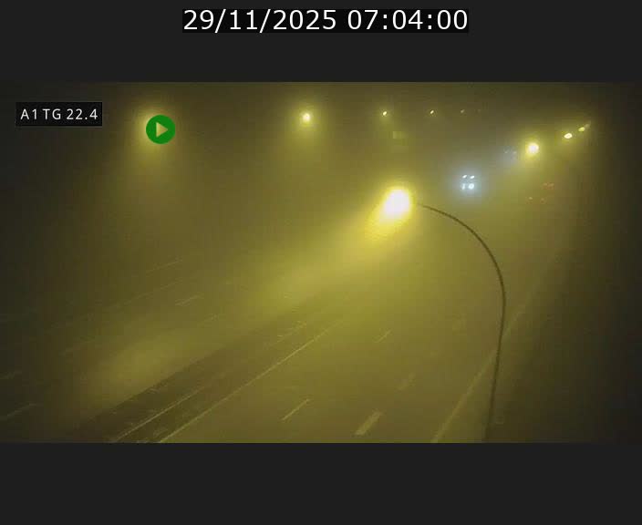 <h2>Traffic live webcam Luxembourg Flaxweiler - A1 direction Luxembourg - BK 22.4</h2>