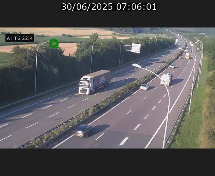 <h2>Traffic live webcam Luxembourg Flaxweiler - A1 direction Luxembourg - BK 22.4</h2>