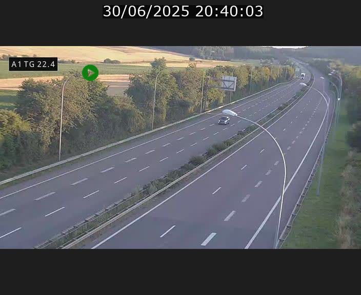 <h2>Traffic live webcam Luxembourg Flaxweiler - A1 direction Luxembourg - BK 22.4</h2>