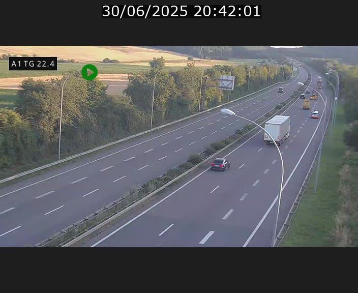 <h2>Traffic live webcam Luxembourg Flaxweiler - A1 direction Luxembourg - BK 22.4</h2>