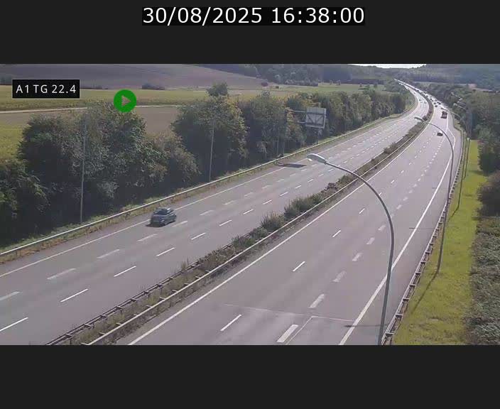 <h2>Traffic live webcam Luxembourg Flaxweiler - A1 direction Luxembourg - BK 22.4</h2>