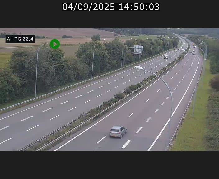 <h2>Traffic live webcam Luxembourg Flaxweiler - A1 direction Luxembourg - BK 22.4</h2>