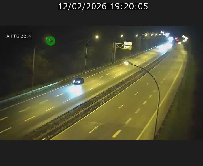 <h2>Traffic live webcam Luxembourg Flaxweiler - A1 direction Luxembourg - BK 22.4</h2>