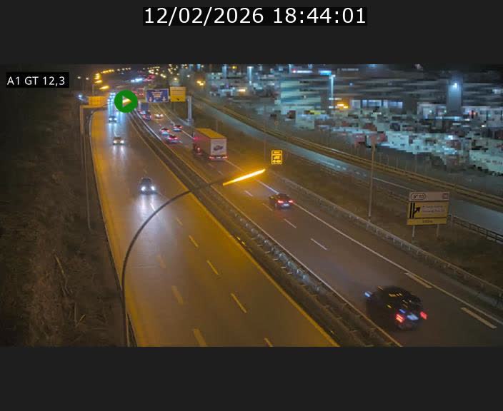 <h2>Traffic live webcam Luxembourg Senningerberg - A1 direction Allemagne - BK 12.3</h2>