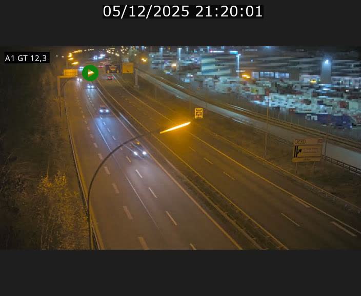 <h2>Traffic live webcam Luxembourg Senningerberg - A1 direction Allemagne - BK 12.3</h2>