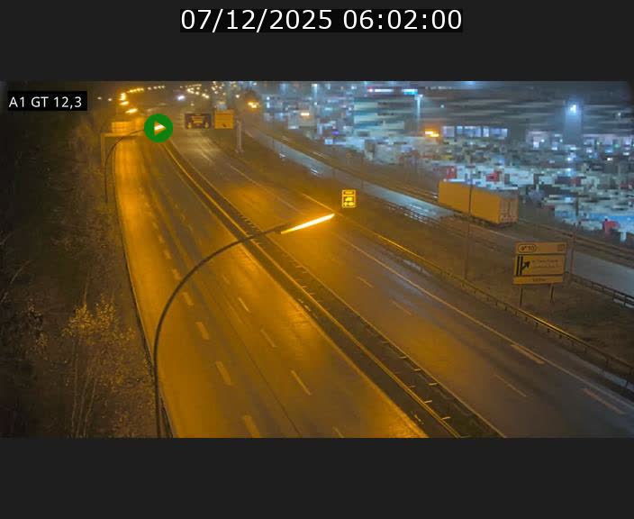 <h2>Traffic live webcam Luxembourg Senningerberg - A1 direction Allemagne - BK 12.3</h2>