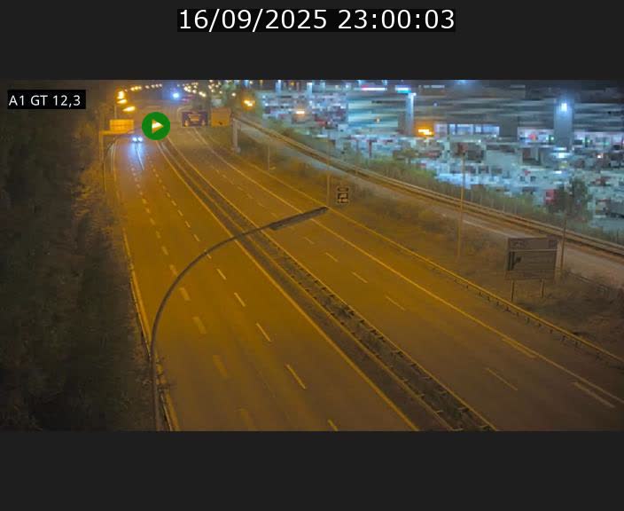 <h2>Traffic live webcam Luxembourg Senningerberg - A1 direction Allemagne - BK 12.3</h2>
