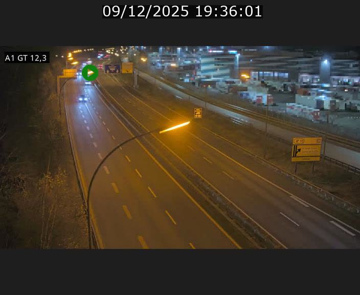 <h2>Traffic live webcam Luxembourg Senningerberg - A1 direction Allemagne - BK 12.3</h2>
