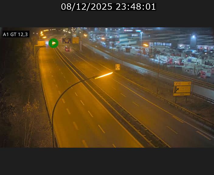 <h2>Traffic live webcam Luxembourg Senningerberg - A1 direction Allemagne - BK 12.3</h2>