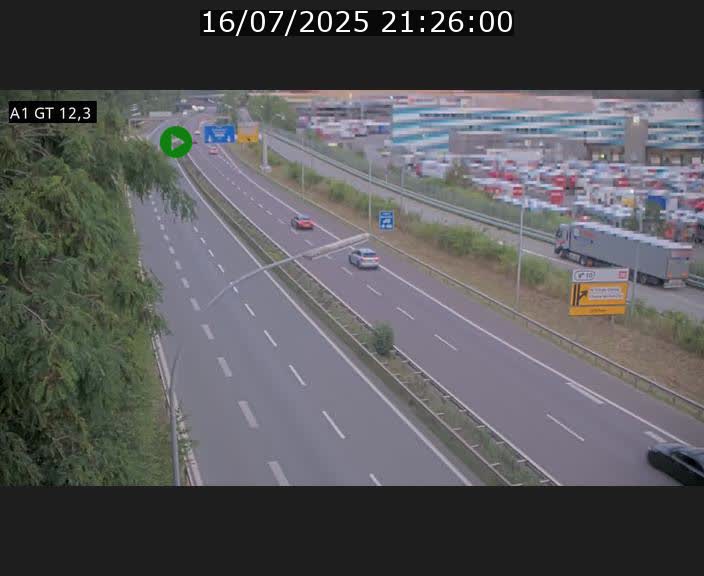 <h2>Traffic live webcam Luxembourg Senningerberg - A1 direction Allemagne - BK 12.3</h2>