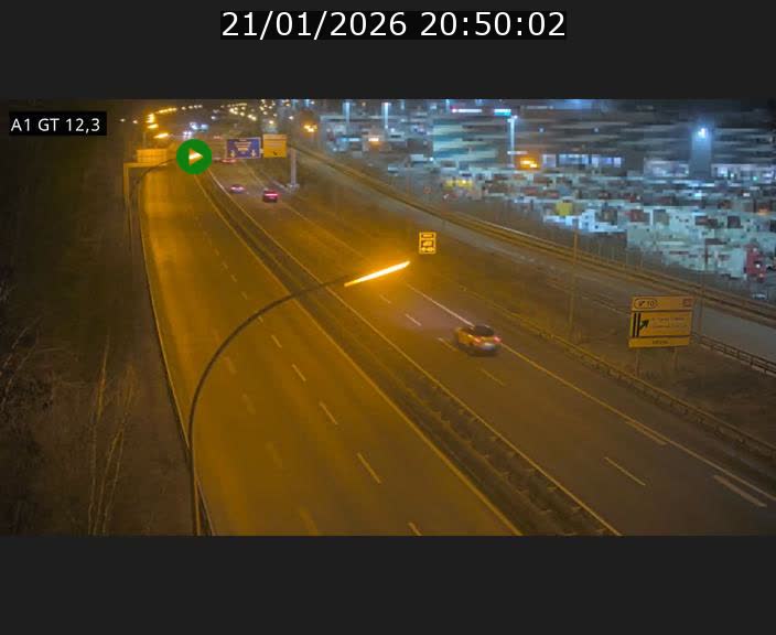 <h2>Traffic live webcam Luxembourg Senningerberg - A1 direction Allemagne - BK 12.3</h2>