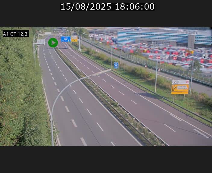<h2>Traffic live webcam Luxembourg Senningerberg - A1 direction Allemagne - BK 12.3</h2>