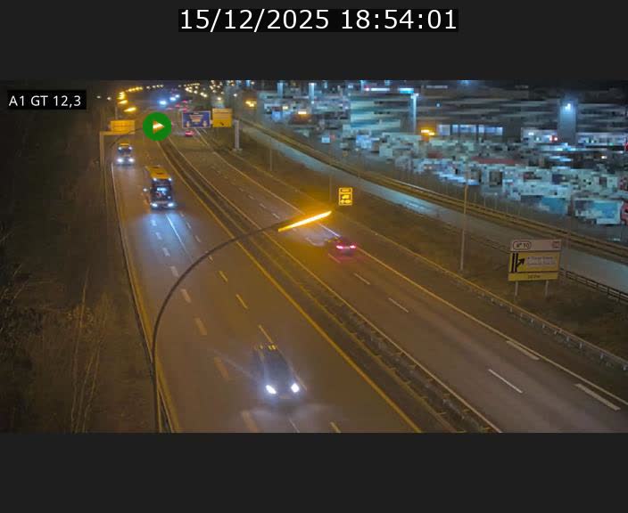 <h2>Traffic live webcam Luxembourg Senningerberg - A1 direction Allemagne - BK 12.3</h2>