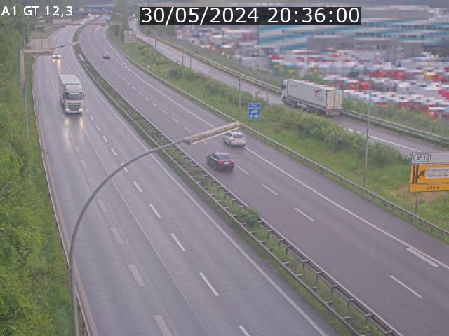 Traffic live webcam Luxembourg Senningerberg - A1 direction Allemagne - BK 12.3