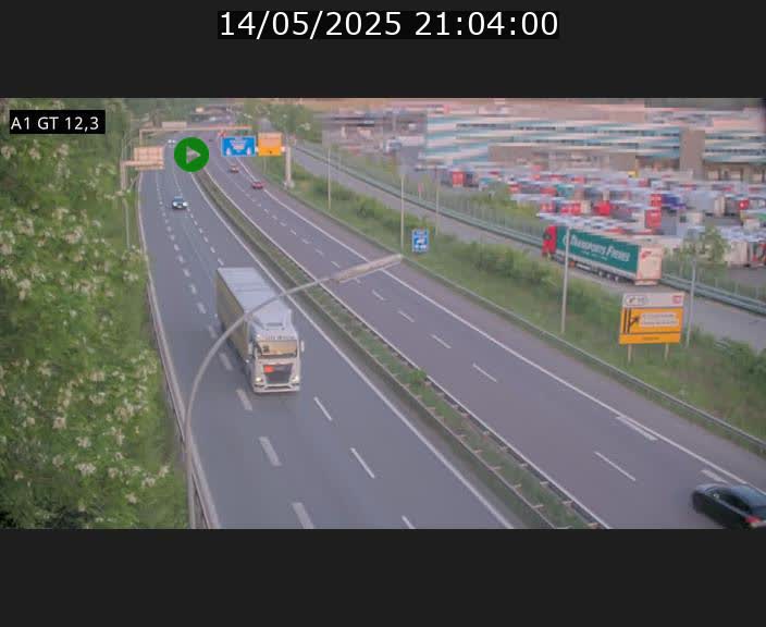 Traffic live webcam Luxembourg Senningerberg - A1 direction Allemagne - BK 12.3