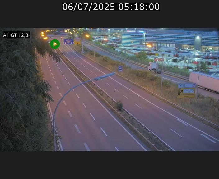 Traffic live webcam Luxembourg Senningerberg - A1 direction Allemagne - BK 12.3