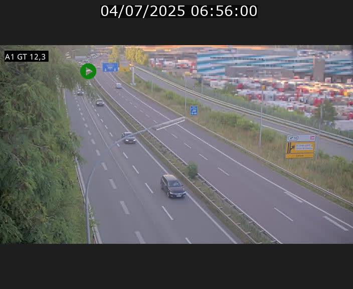 Traffic live webcam Luxembourg Senningerberg - A1 direction Allemagne - BK 12.3