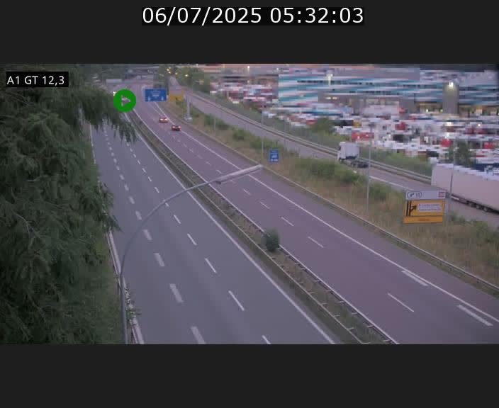 Traffic live webcam Luxembourg Senningerberg - A1 direction Allemagne - BK 12.3