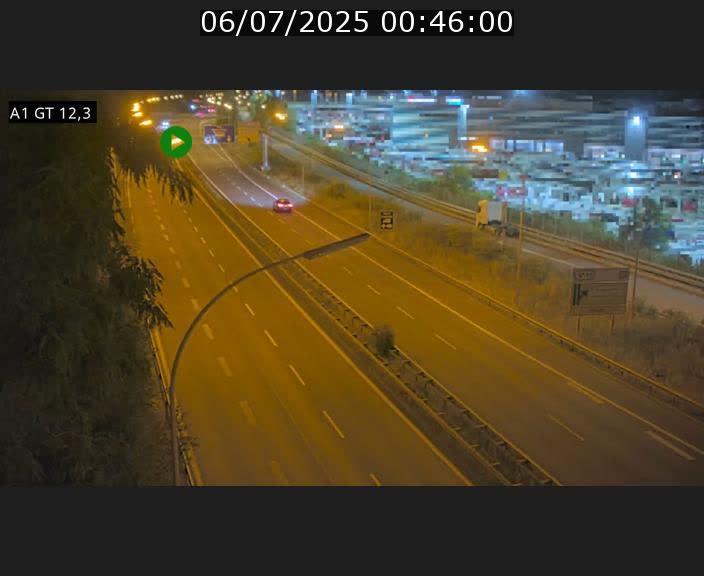 Traffic live webcam Luxembourg Senningerberg - A1 direction Allemagne - BK 12.3
