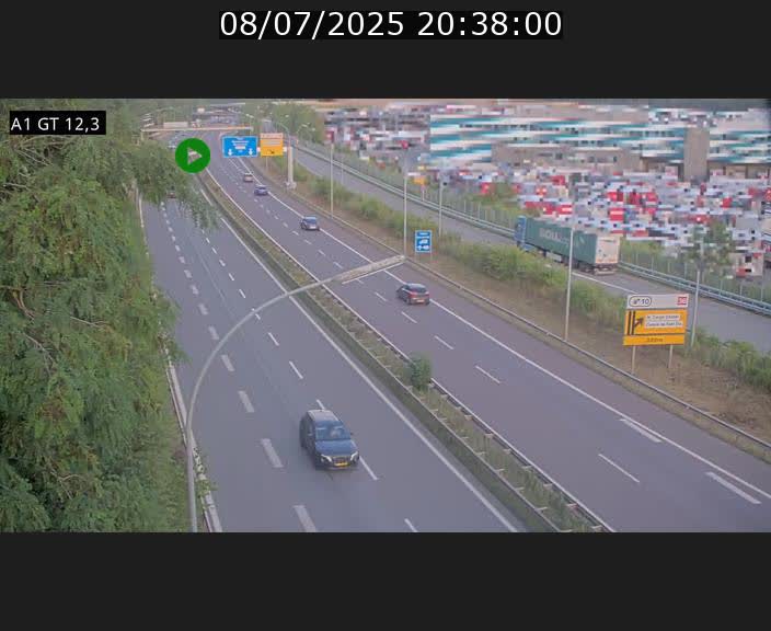 Traffic live webcam Luxembourg Senningerberg - A1 direction Allemagne - BK 12.3