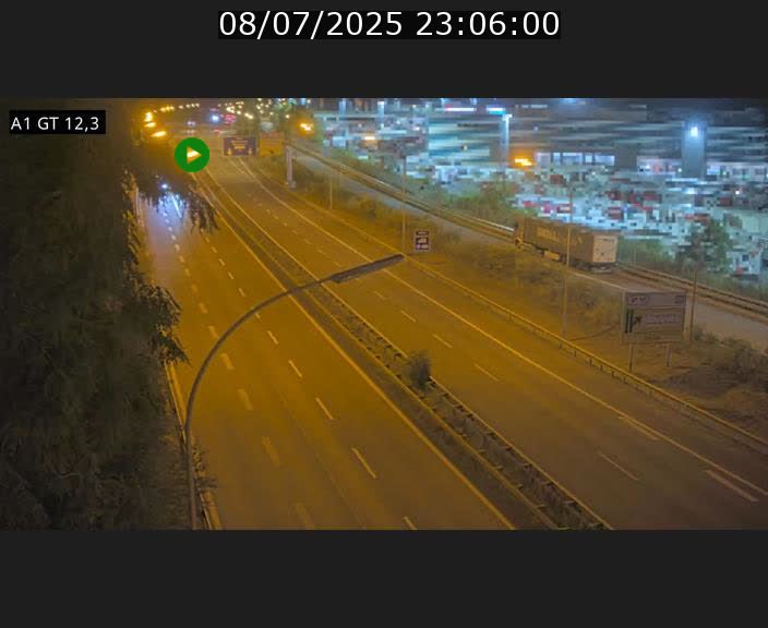 Traffic live webcam Luxembourg Senningerberg - A1 direction Allemagne - BK 12.3
