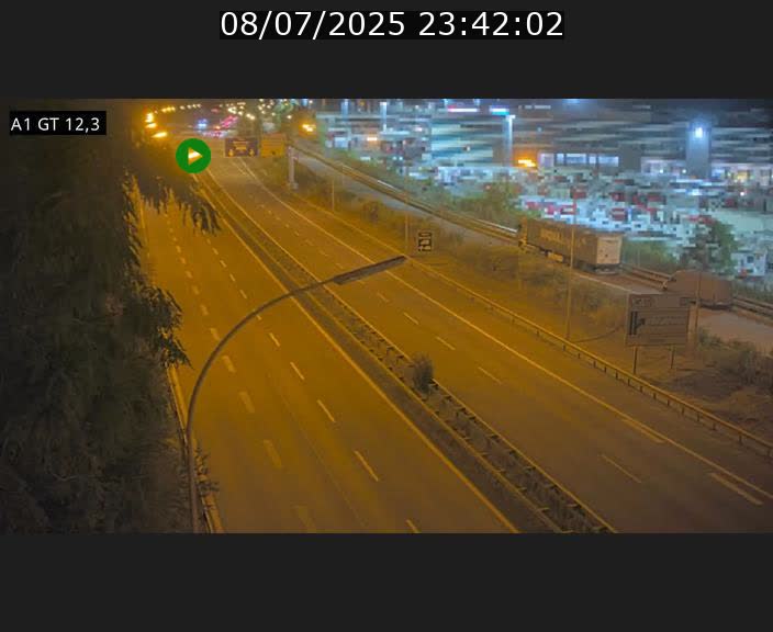 Traffic live webcam Luxembourg Senningerberg - A1 direction Allemagne - BK 12.3
