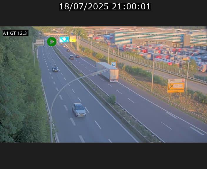 Traffic live webcam Luxembourg Senningerberg - A1 direction Allemagne - BK 12.3