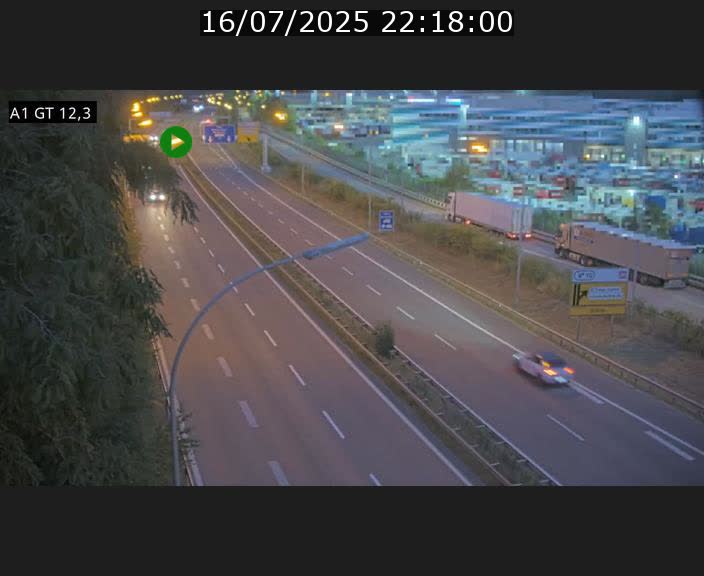 Traffic live webcam Luxembourg Senningerberg - A1 direction Allemagne - BK 12.3