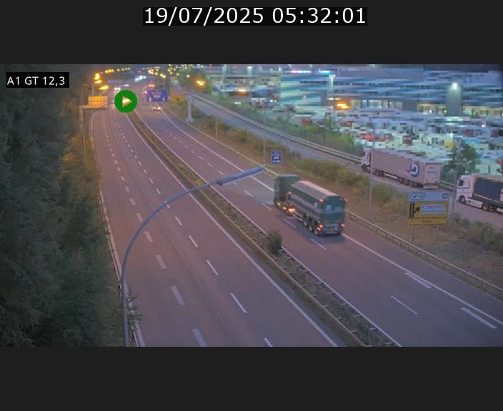 Traffic live webcam Luxembourg Senningerberg - A1 direction Allemagne - BK 12.3