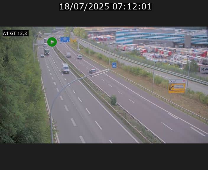 Traffic live webcam Luxembourg Senningerberg - A1 direction Allemagne - BK 12.3
