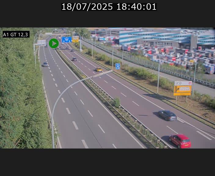 Traffic live webcam Luxembourg Senningerberg - A1 direction Allemagne - BK 12.3