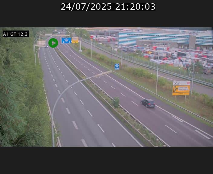 Traffic live webcam Luxembourg Senningerberg - A1 direction Allemagne - BK 12.3