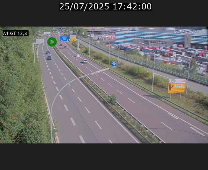 Traffic live webcam Luxembourg Senningerberg - A1 direction Allemagne - BK 12.3