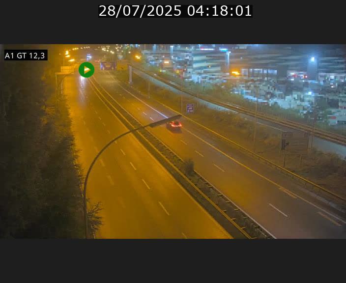Traffic live webcam Luxembourg Senningerberg - A1 direction Allemagne - BK 12.3