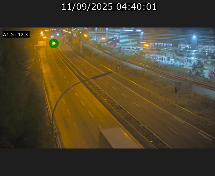 Traffic live webcam Luxembourg Senningerberg - A1 direction Allemagne - BK 12.3