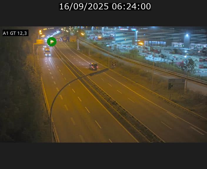 Traffic live webcam Luxembourg Senningerberg - A1 direction Allemagne - BK 12.3