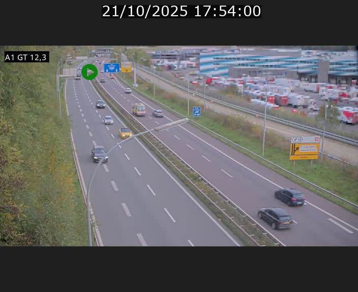 Traffic live webcam Luxembourg Senningerberg - A1 direction Allemagne - BK 12.3