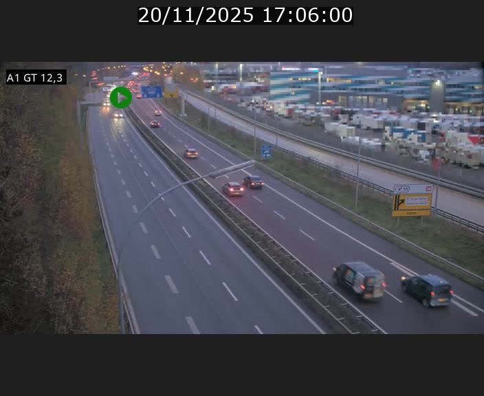 <h2>Traffic live webcam Luxembourg Senningerberg - A1 direction Allemagne - BK 12.3</h2>