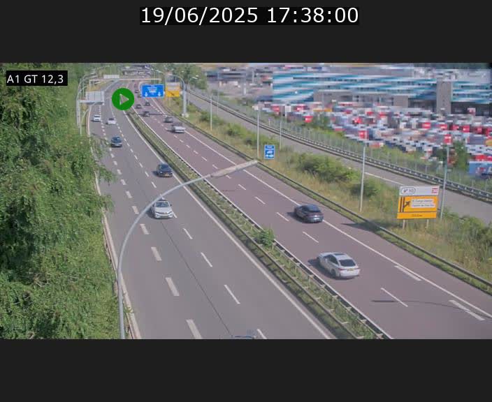 <h2>Traffic live webcam Luxembourg Senningerberg - A1 direction Allemagne - BK 12.3</h2>