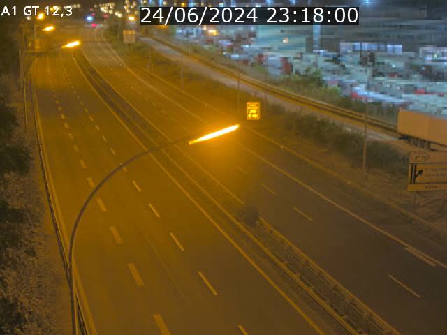 <h2>Traffic live webcam Luxembourg Senningerberg - A1 direction Allemagne - BK 12.3</h2>