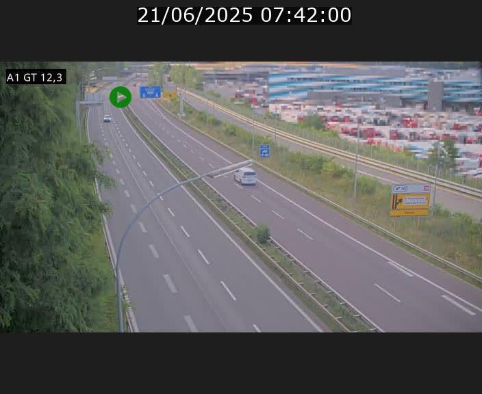 <h2>Traffic live webcam Luxembourg Senningerberg - A1 direction Allemagne - BK 12.3</h2>