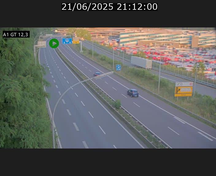 <h2>Traffic live webcam Luxembourg Senningerberg - A1 direction Allemagne - BK 12.3</h2>