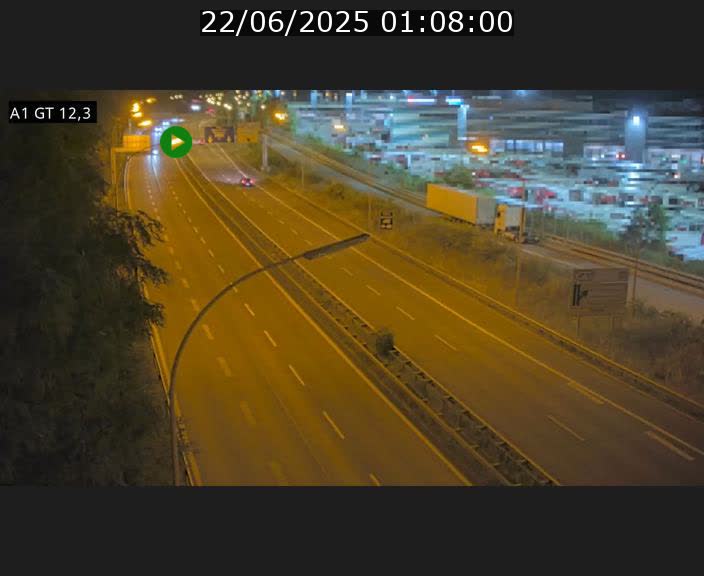 <h2>Traffic live webcam Luxembourg Senningerberg - A1 direction Allemagne - BK 12.3</h2>