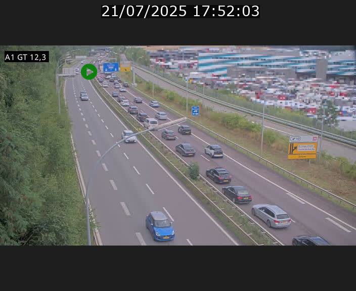 <h2>Traffic live webcam Luxembourg Senningerberg - A1 direction Allemagne - BK 12.3</h2>