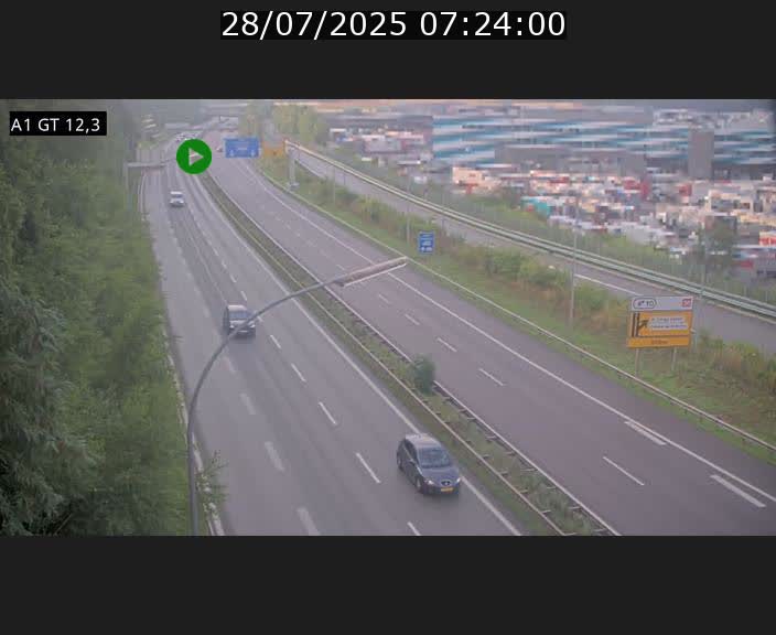 <h2>Traffic live webcam Luxembourg Senningerberg - A1 direction Allemagne - BK 12.3</h2>