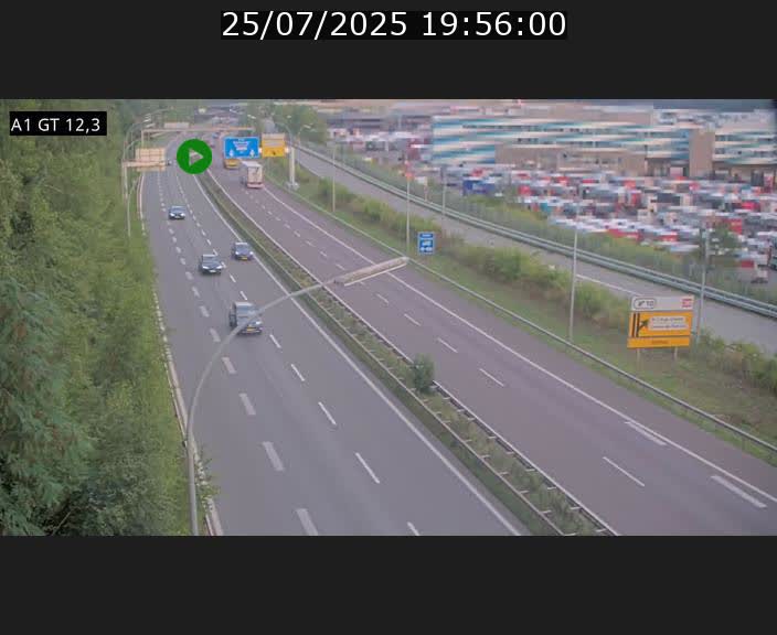 <h2>Traffic live webcam Luxembourg Senningerberg - A1 direction Allemagne - BK 12.3</h2>