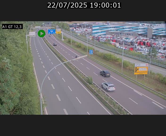 <h2>Traffic live webcam Luxembourg Senningerberg - A1 direction Allemagne - BK 12.3</h2>